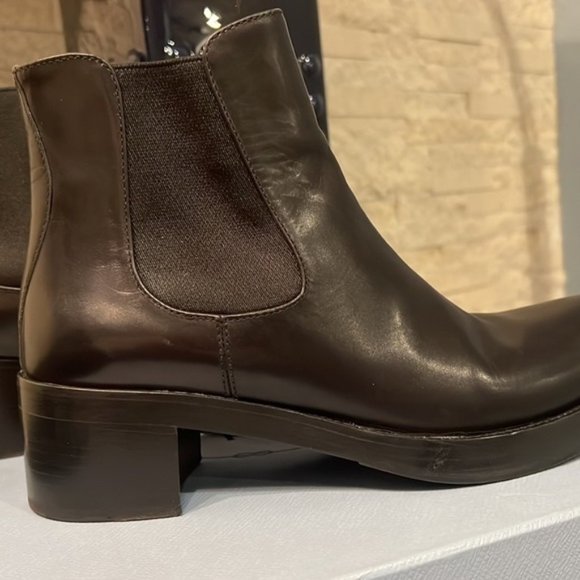 Prada Boot - Size 39 - Picture 5 of 9